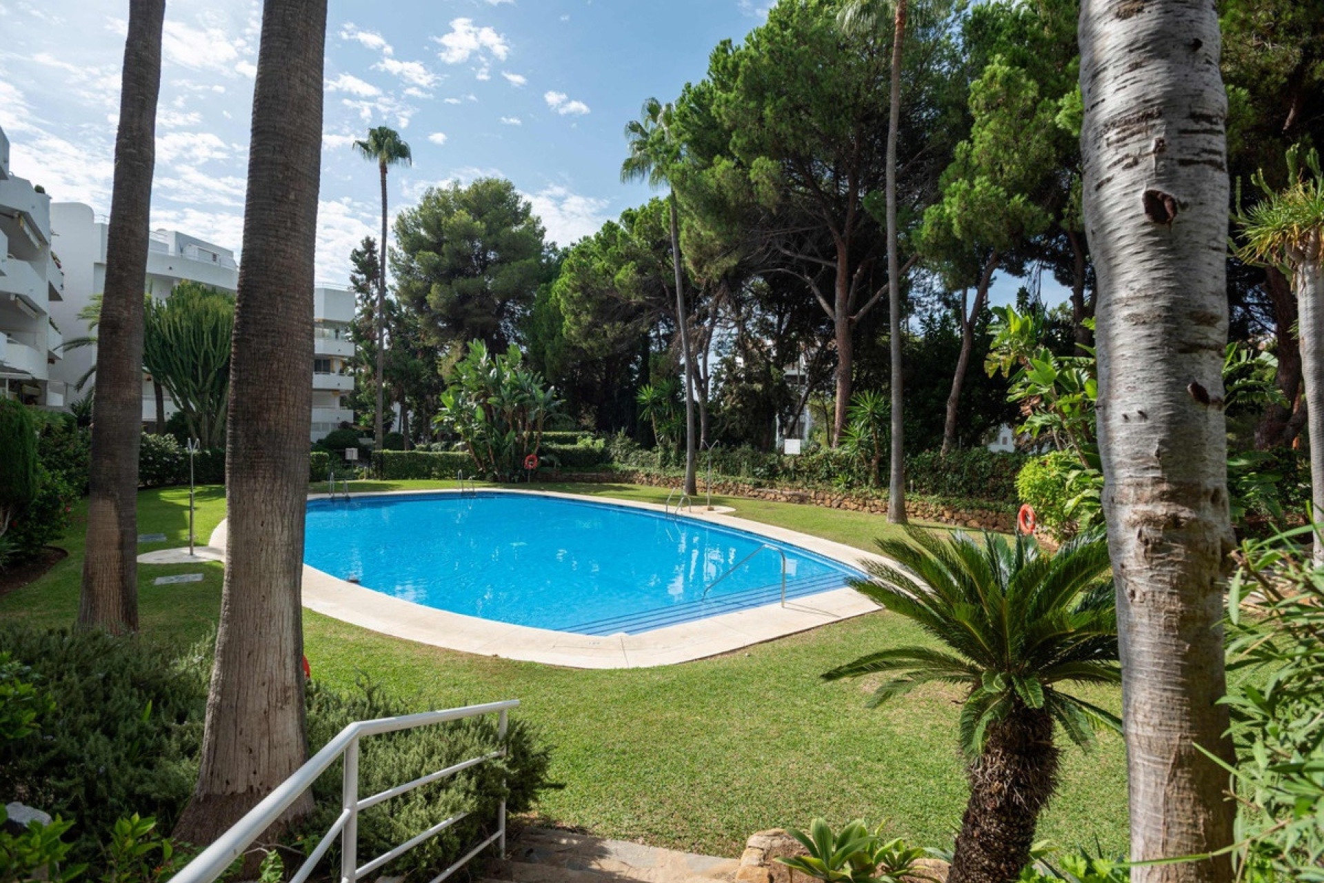 Resale - apartment - Marbella - Río Real