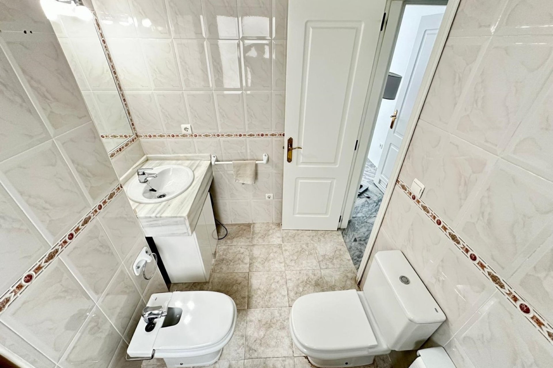 Resale - apartment - Marbella - San Pedro de Alcántara