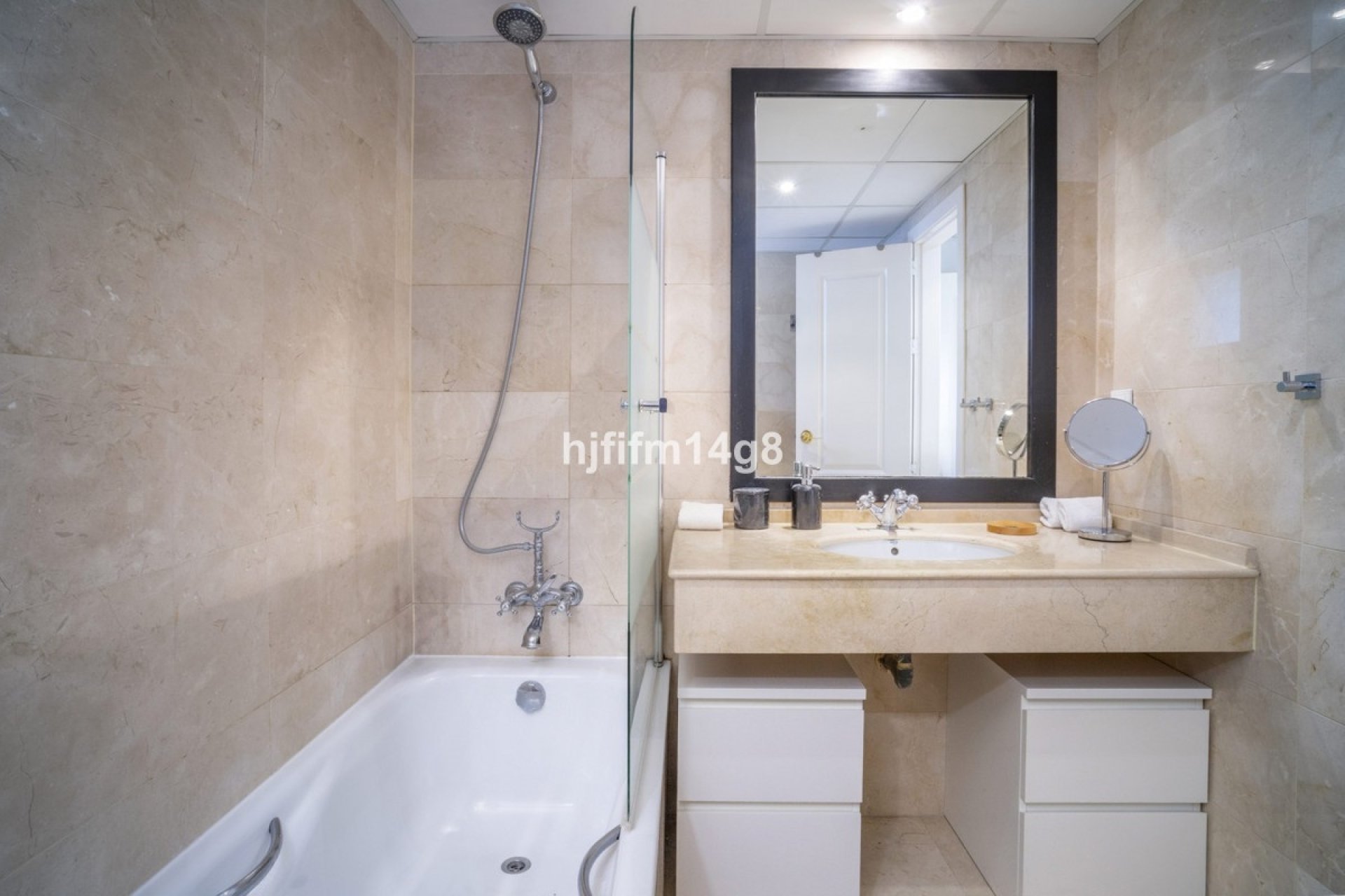 Resale - apartment - Marbella - San Pedro de Alcántara