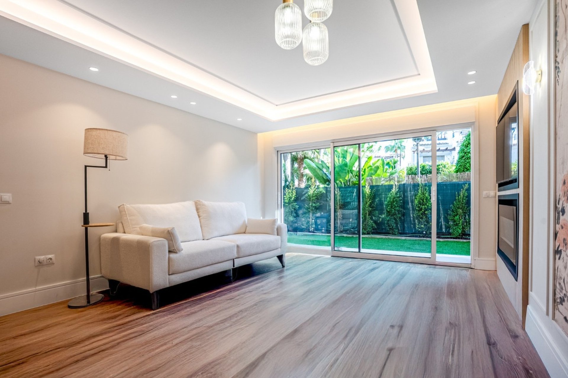 Resale - apartment - Marbella - San Pedro de Alcántara