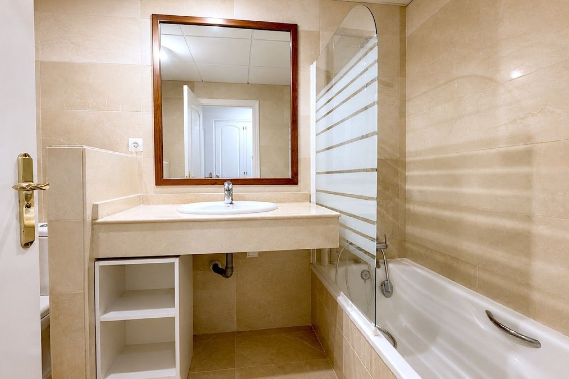 Resale - apartment - Marbella - San Pedro de Alcántara