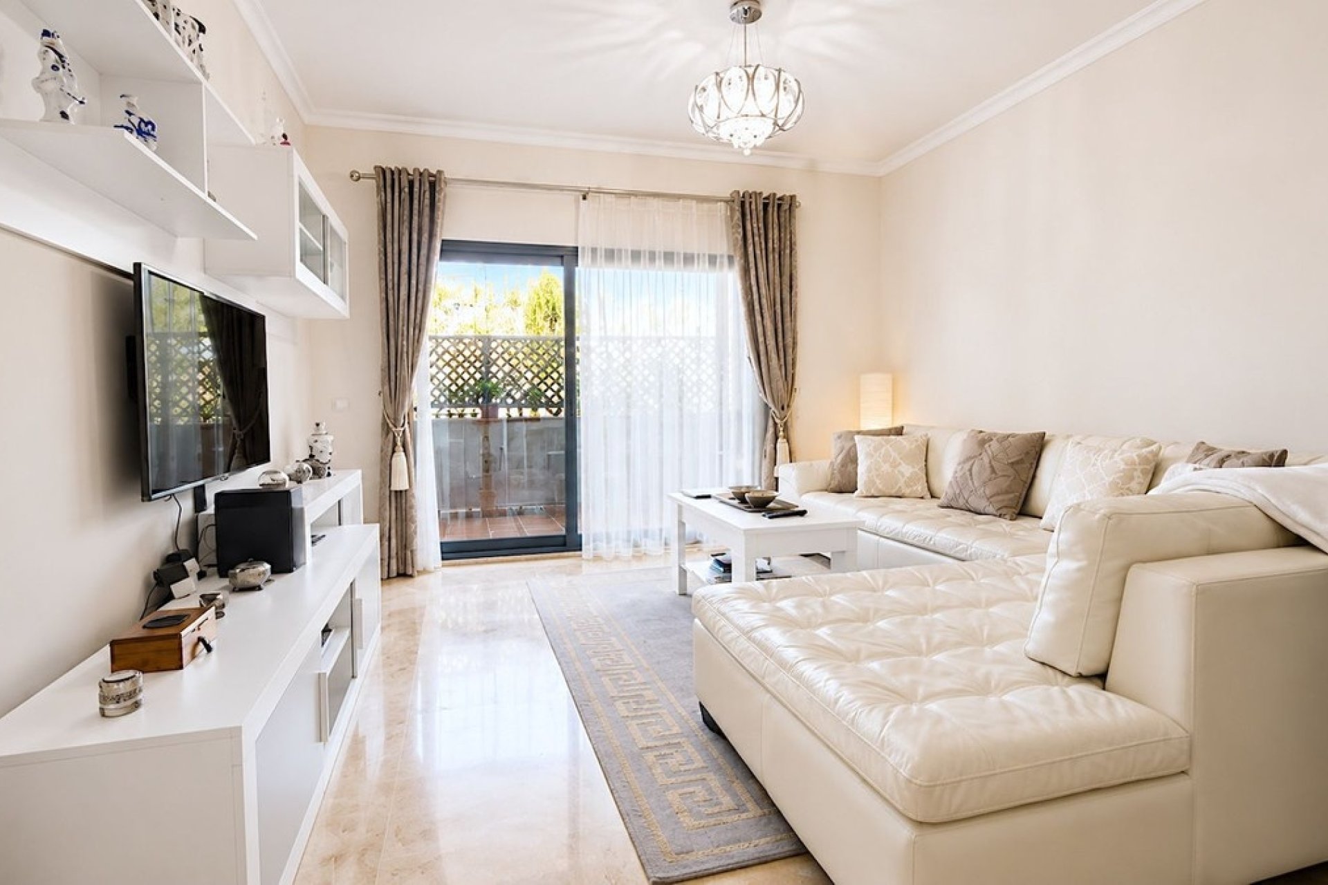 Resale - apartment - Marbella - San Pedro de Alcántara