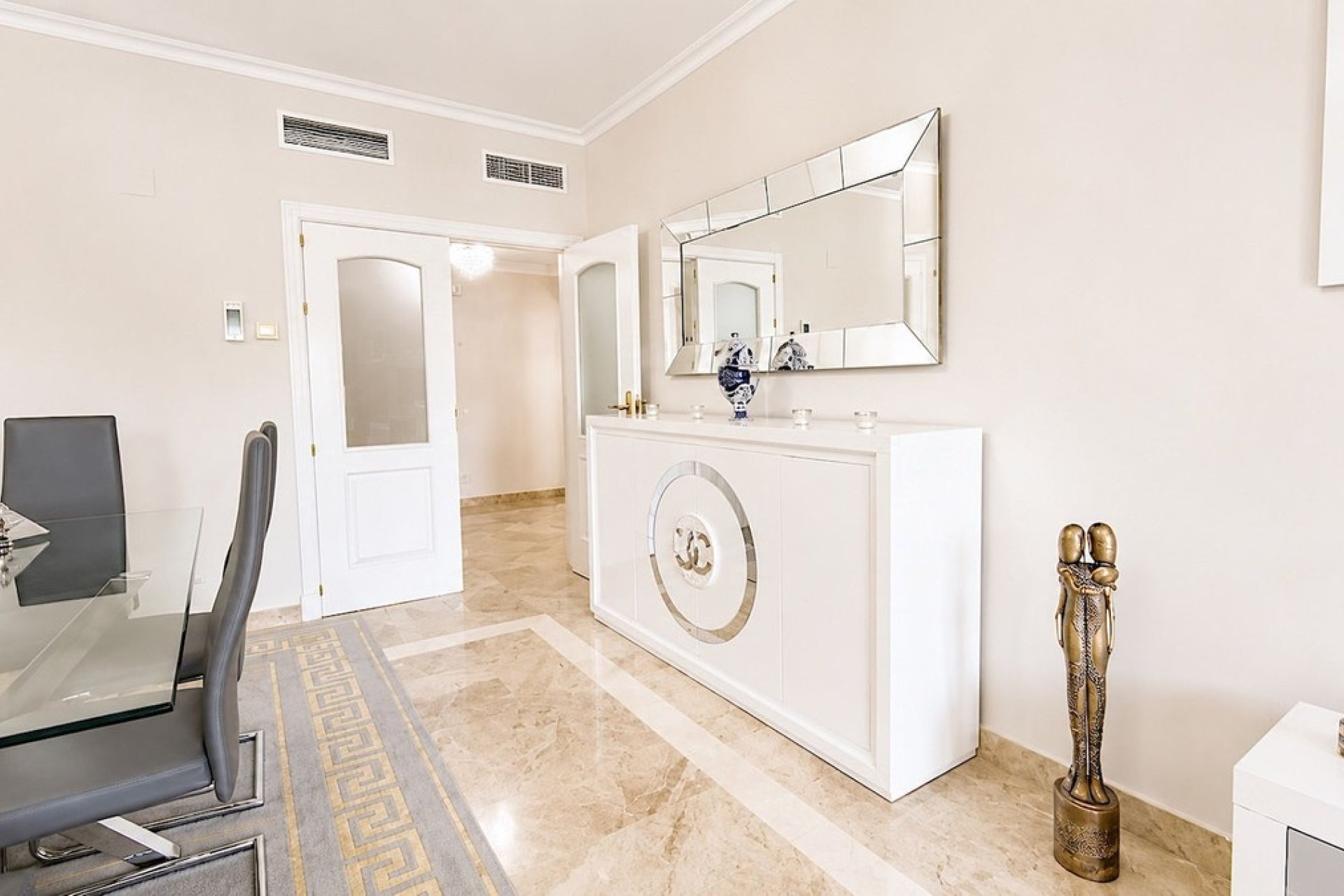 Resale - apartment - Marbella - San Pedro de Alcántara
