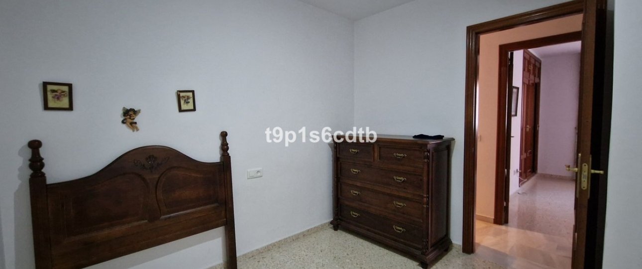 Resale - apartment - Marbella - San Pedro de Alcántara