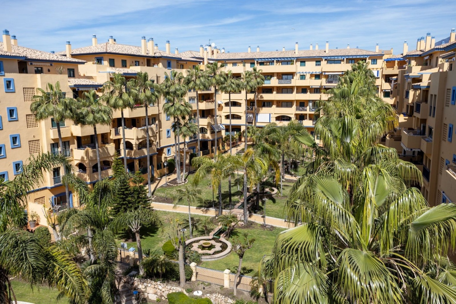 Resale - apartment - Marbella - San Pedro de Alcántara