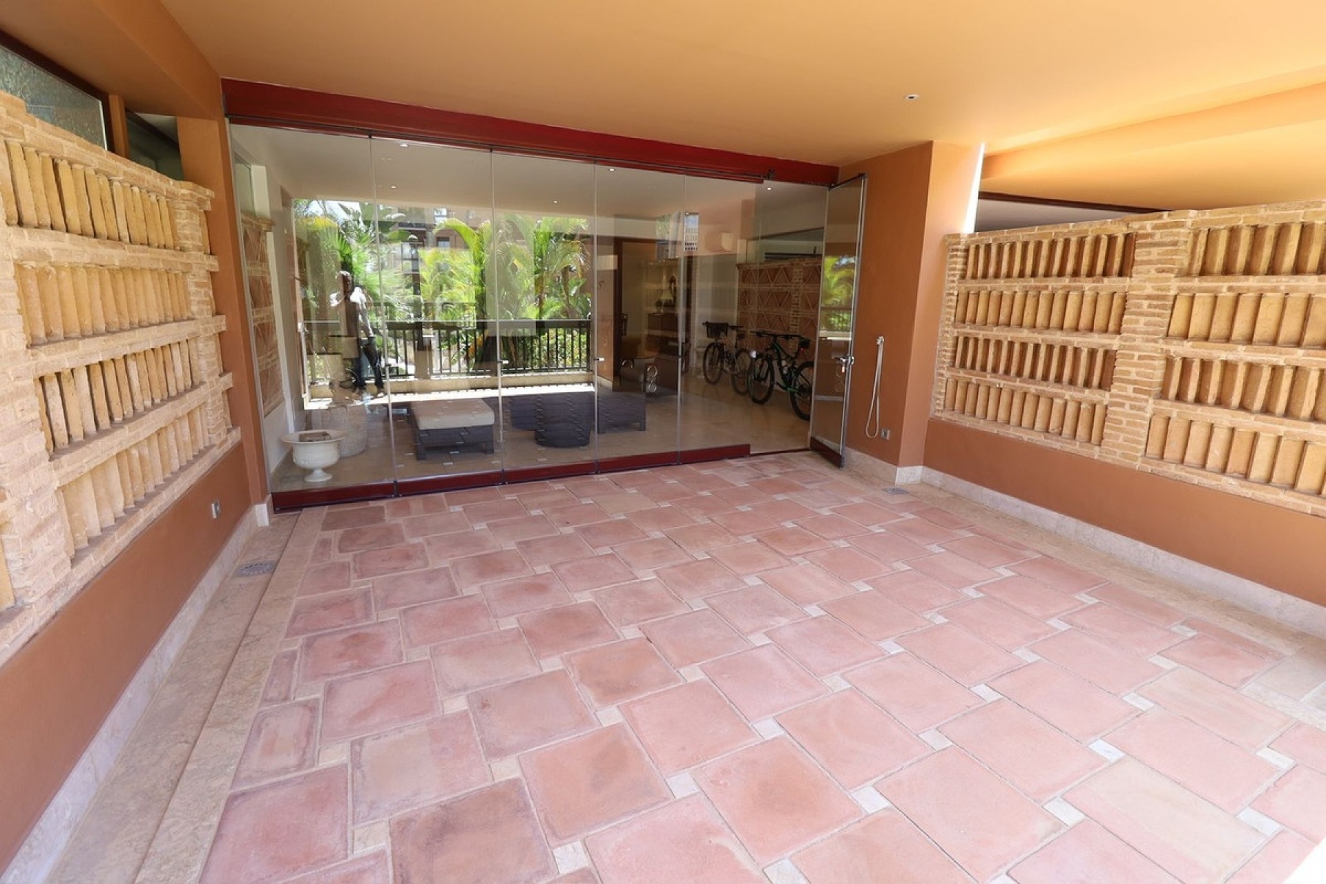Resale - apartment - Marbella - San Pedro de Alcántara