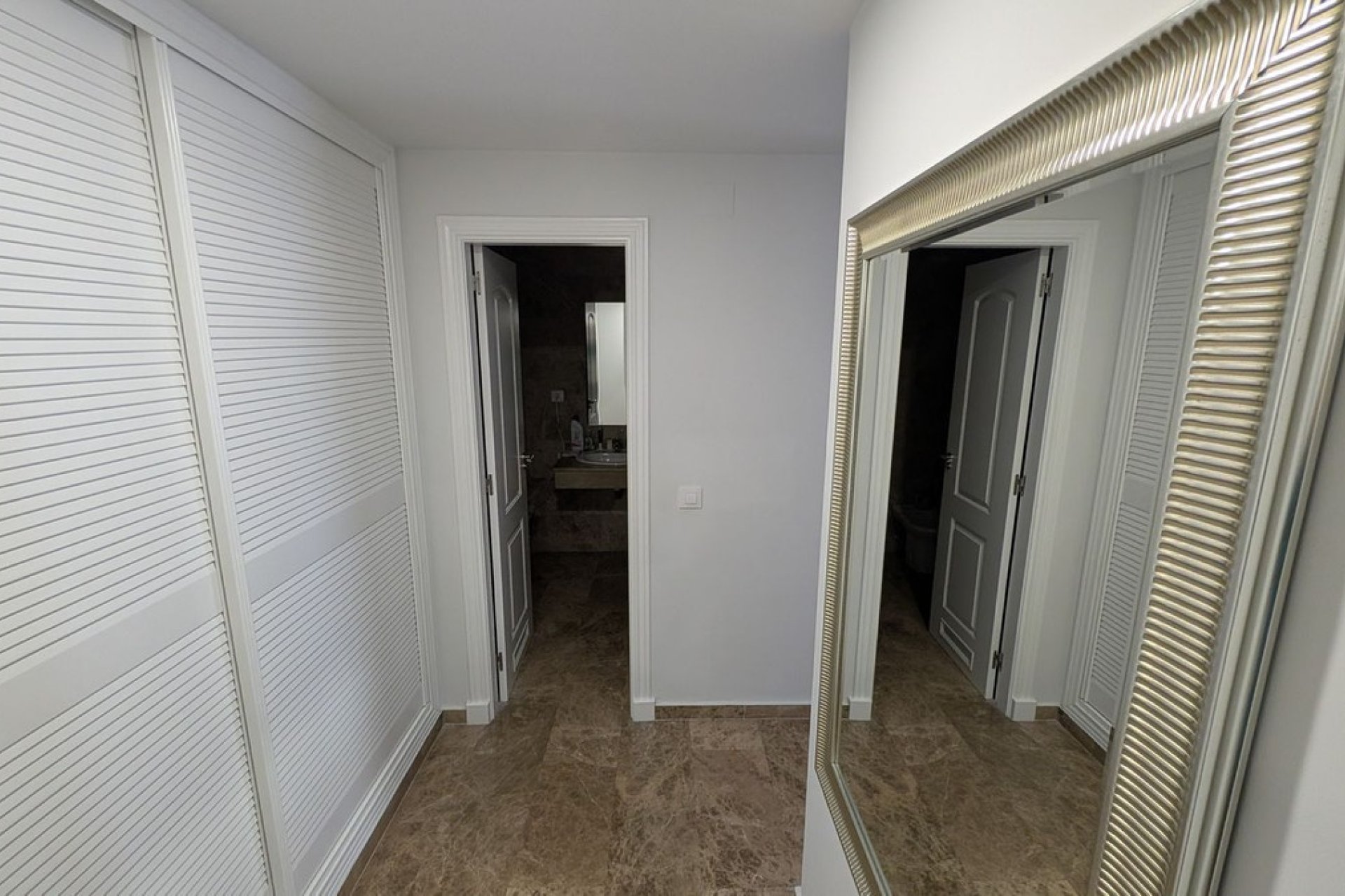 Resale - apartment - Marbella - San Pedro de Alcántara