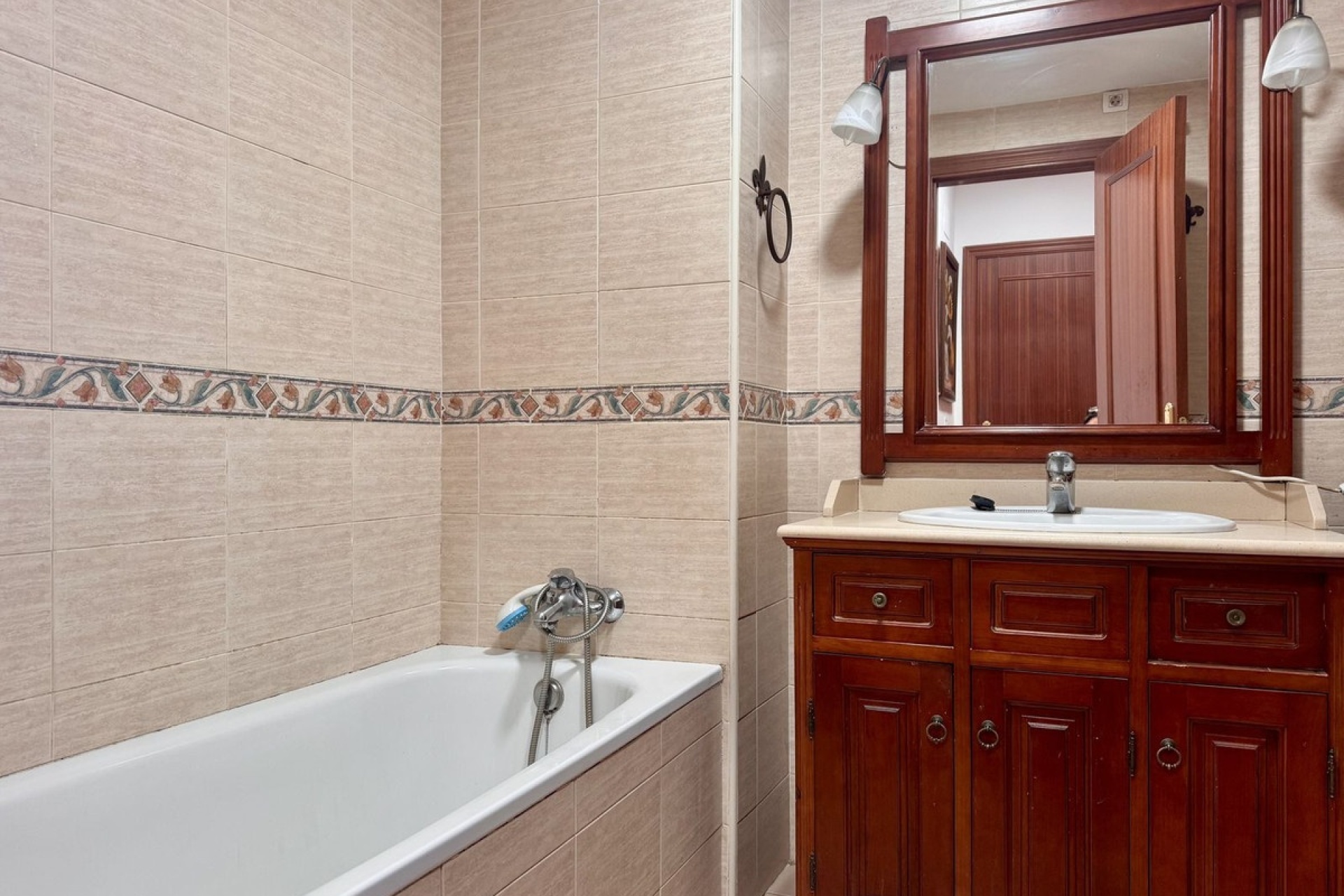 Resale - apartment - Marbella - San Pedro de Alcántara