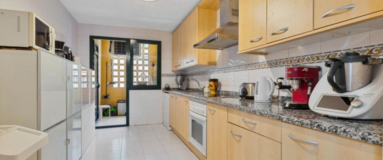 Resale - apartment - Marbella - San Pedro de Alcántara