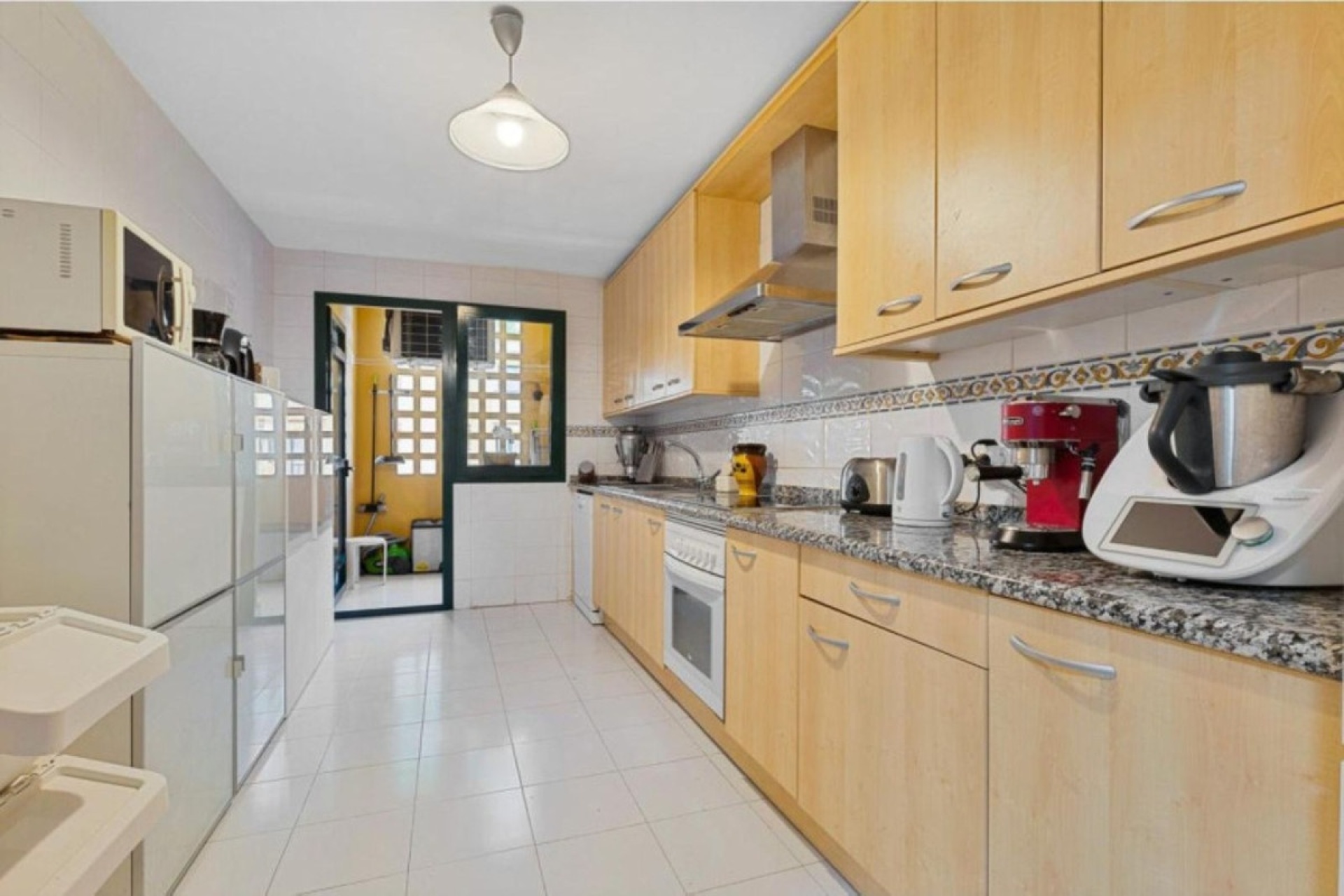 Resale - apartment - Marbella - San Pedro de Alcántara