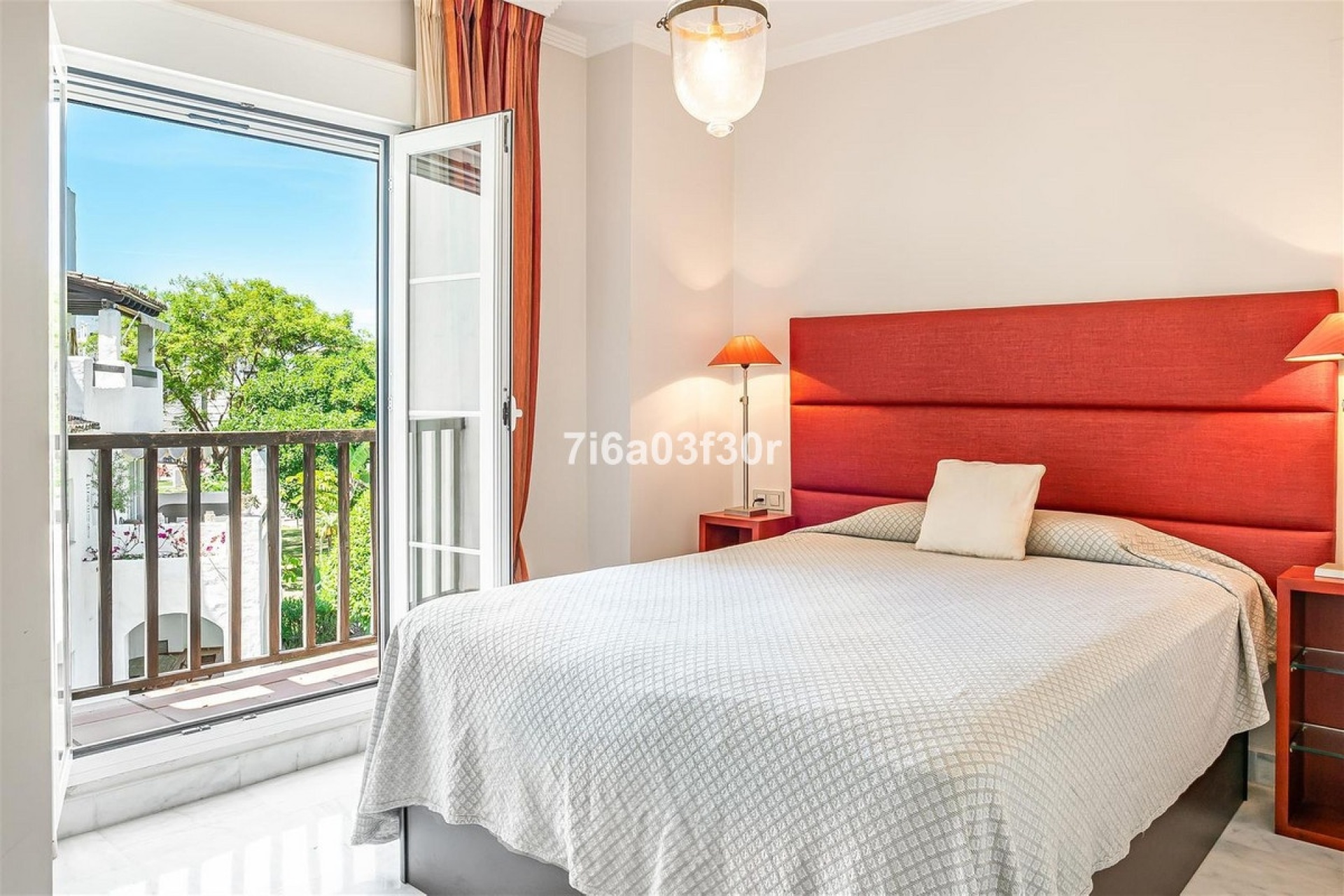 Resale - apartment - Marbella - San Pedro de Alcántara