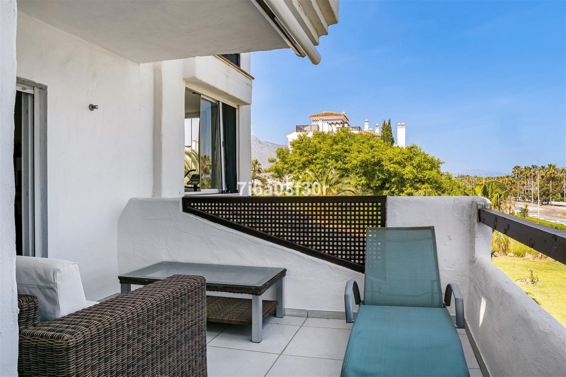 Resale - apartment - Marbella - San Pedro de Alcántara