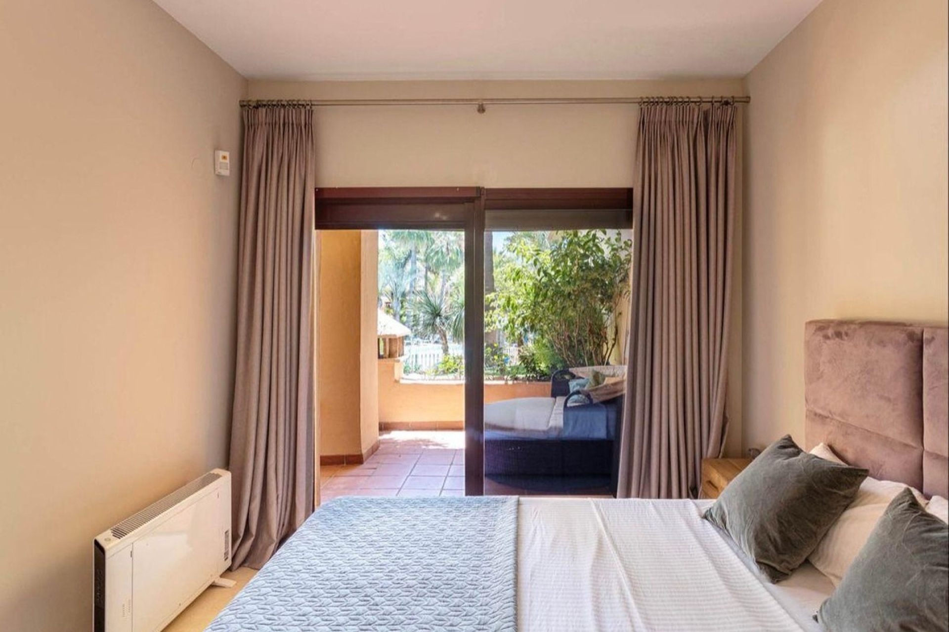 Resale - apartment - Marbella - San Pedro de Alcántara