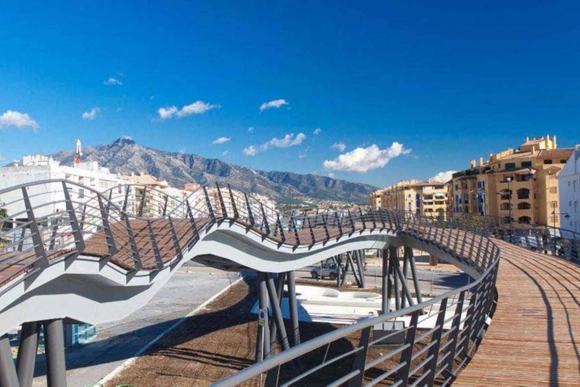 Resale - apartment - Marbella - San Pedro de Alcántara