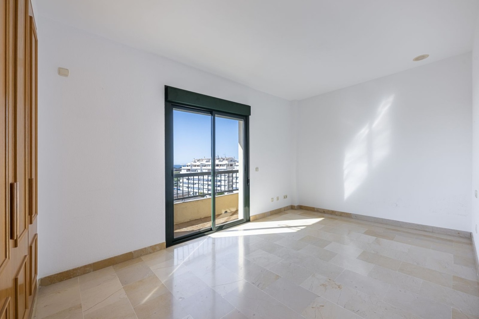 Resale - apartment - Marbella - San Pedro de Alcántara