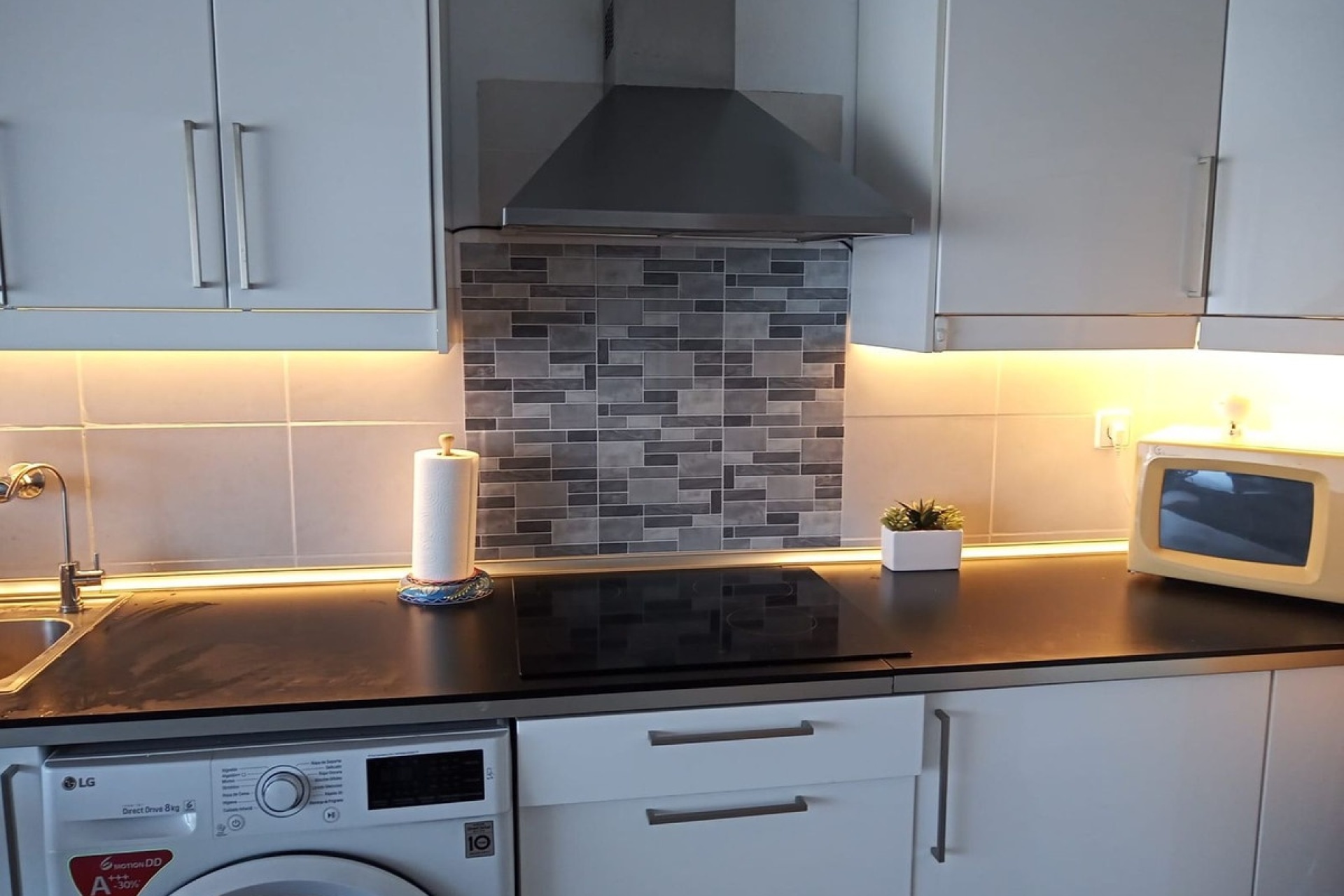 Resale - apartment - Marbella - San Pedro de Alcántara