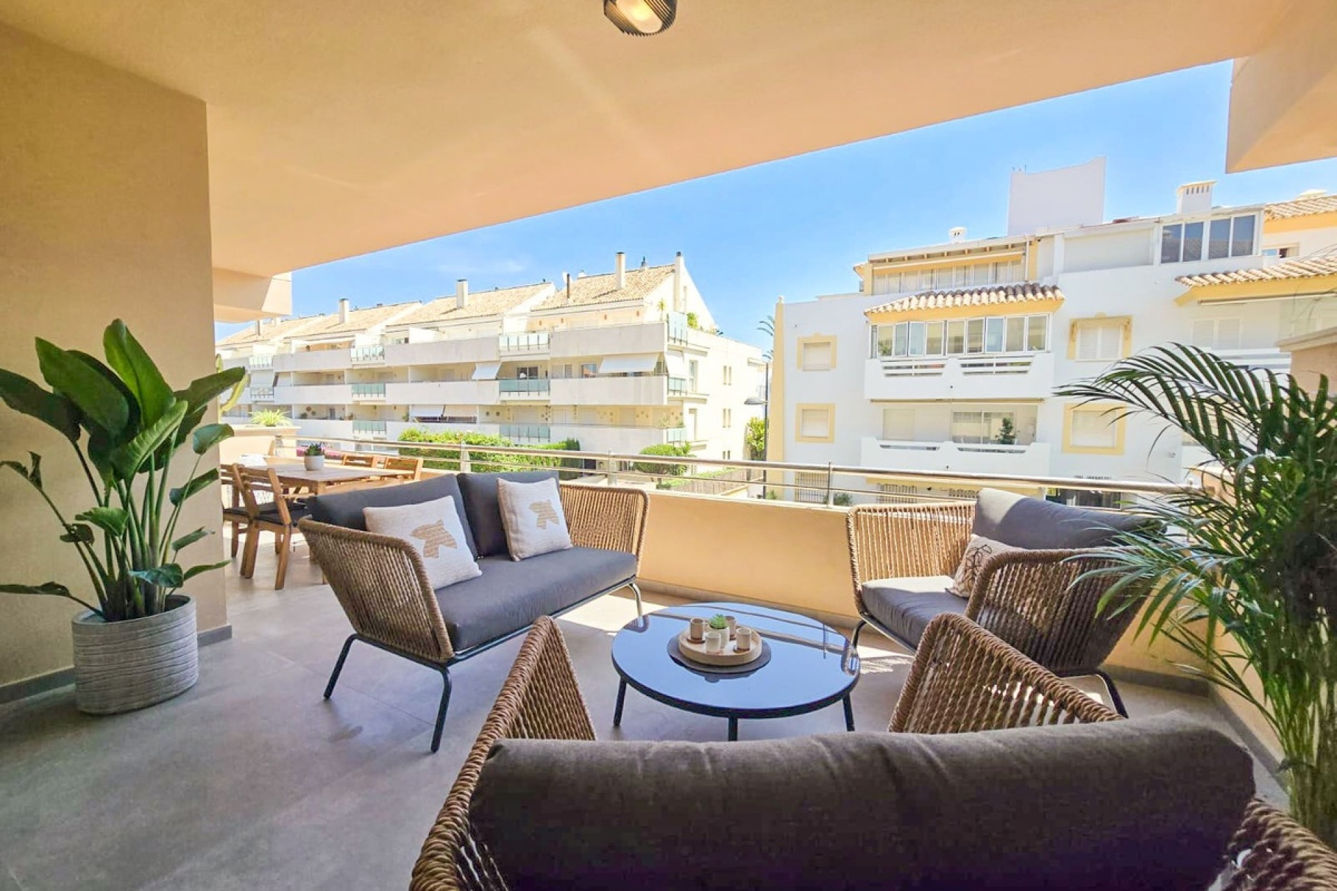 Resale - apartment - Marbella - San Pedro de Alcántara