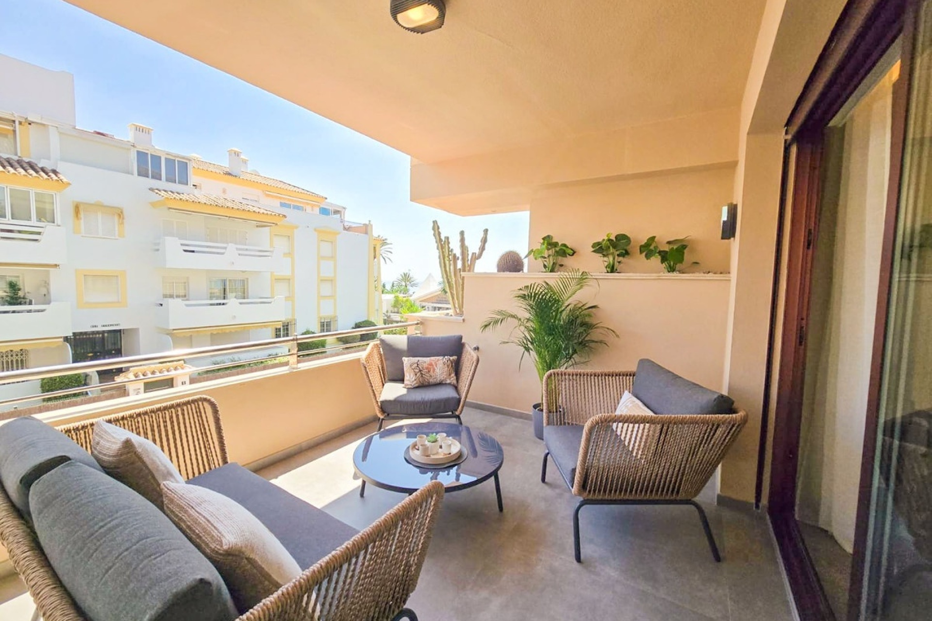 Resale - apartment - Marbella - San Pedro de Alcántara