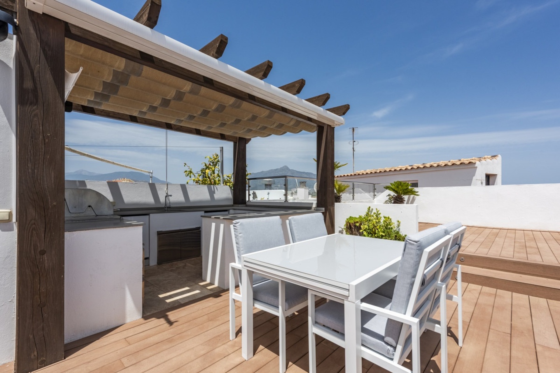 Resale - apartment - Marbella - San Pedro de Alcántara