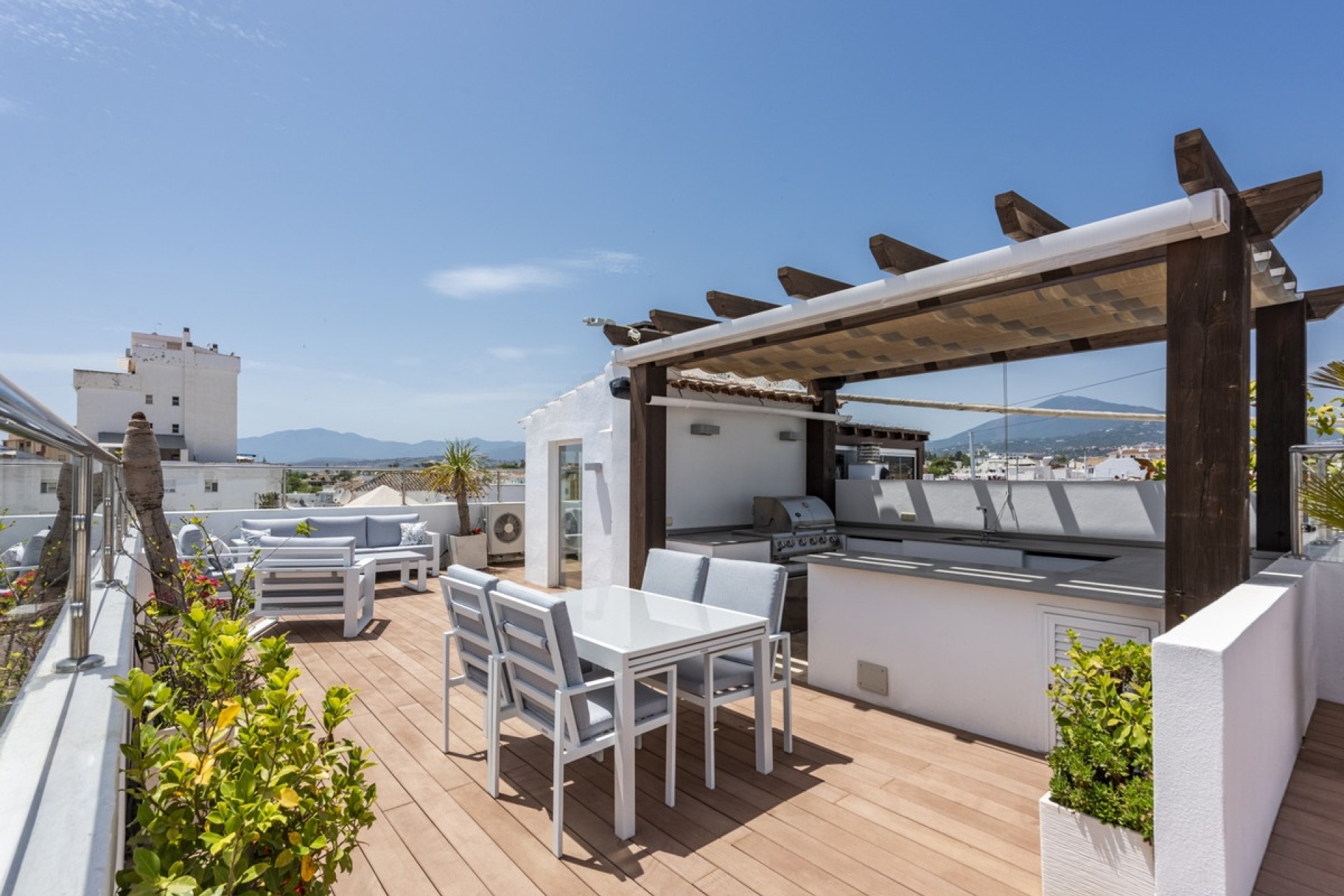 Resale - apartment - Marbella - San Pedro de Alcántara