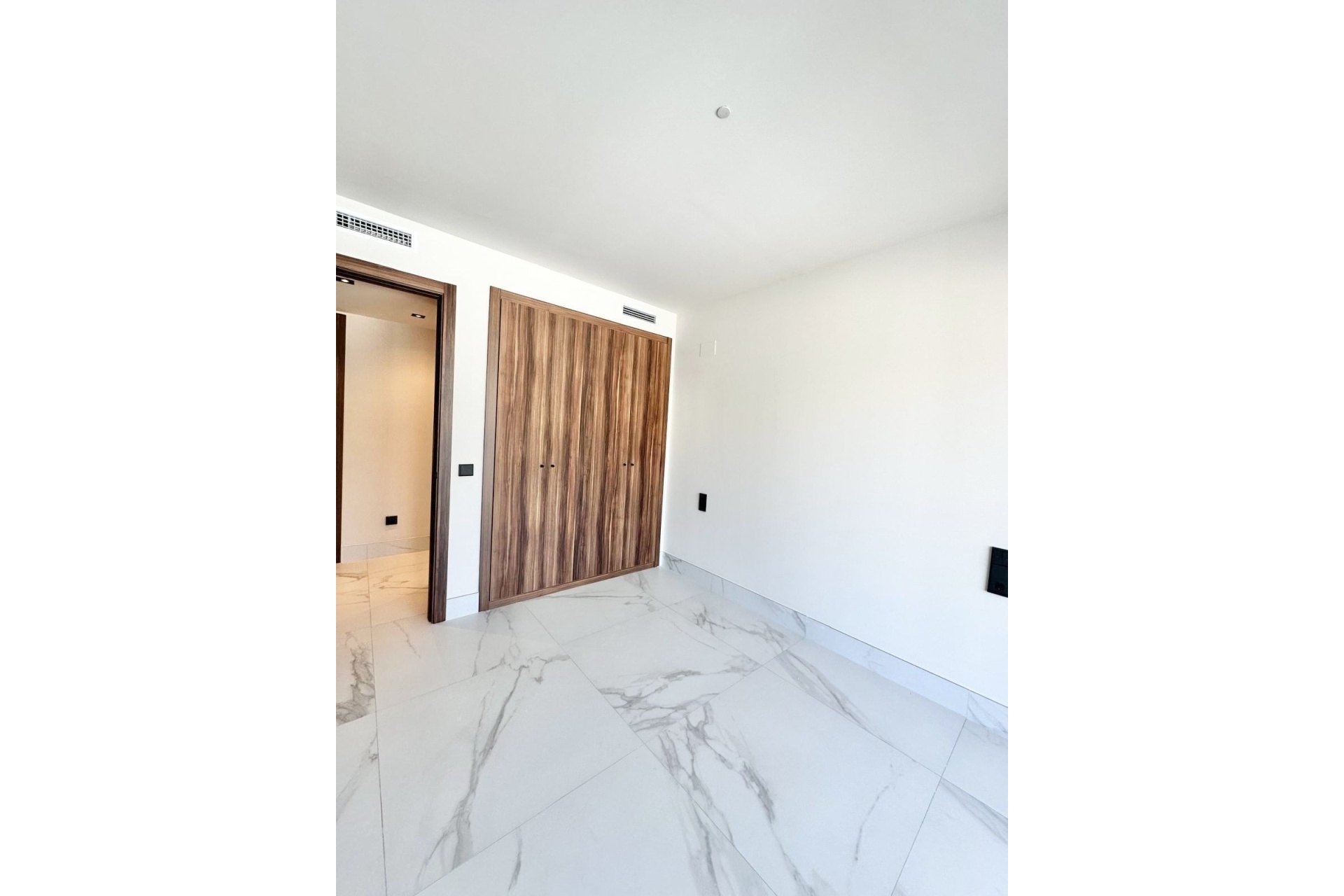 Resale - apartment - Marbella - San Pedro de Alcántara