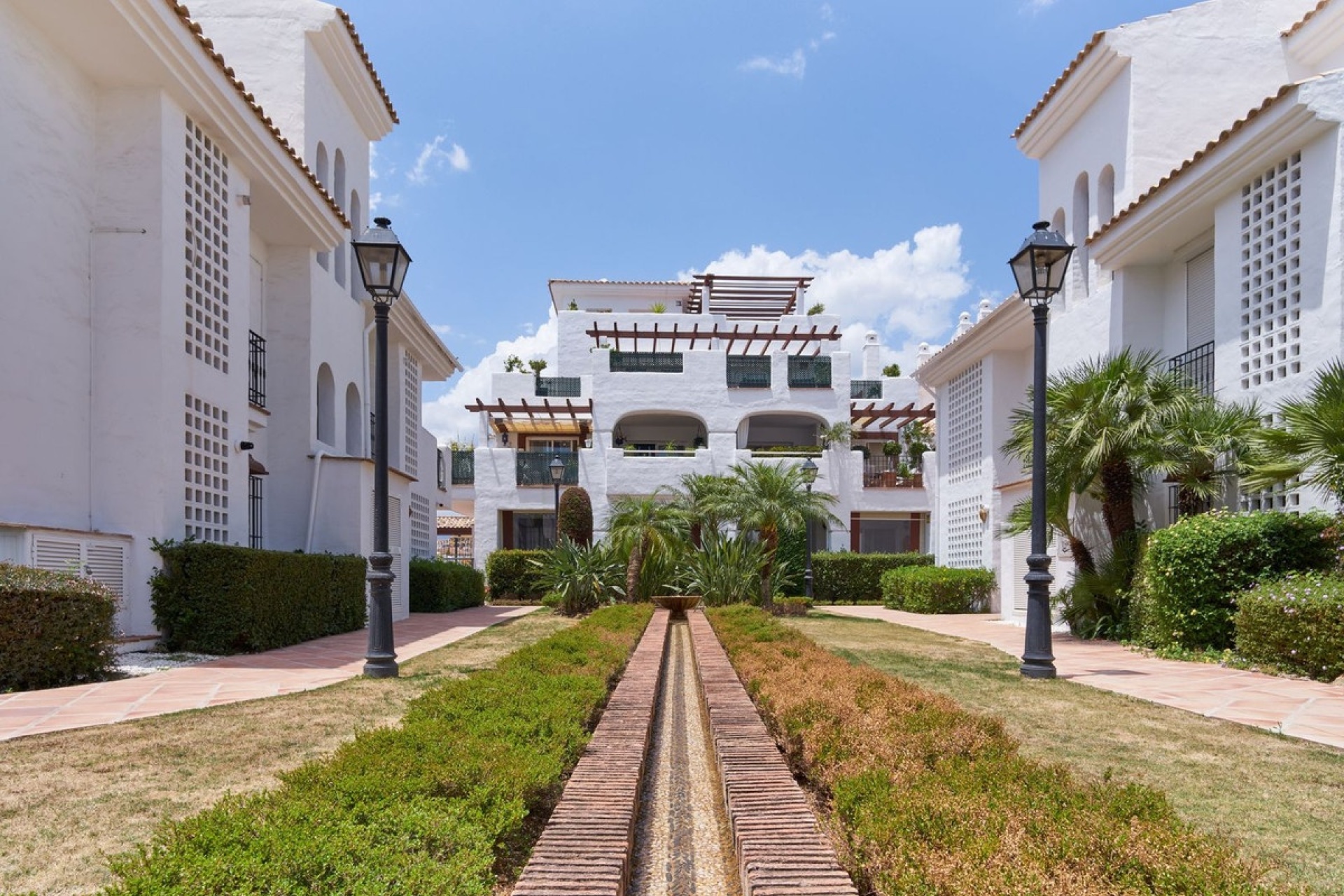 Resale - apartment - Marbella - San Pedro de Alcántara