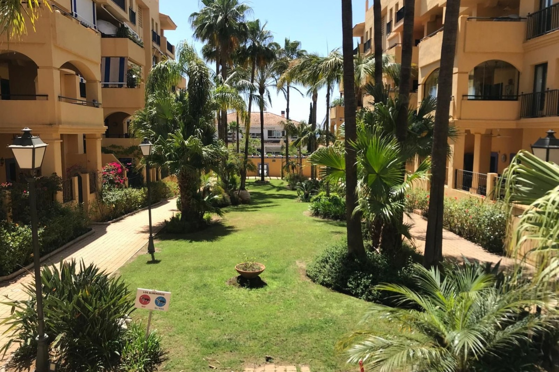 Resale - apartment - Marbella - San Pedro de Alcántara