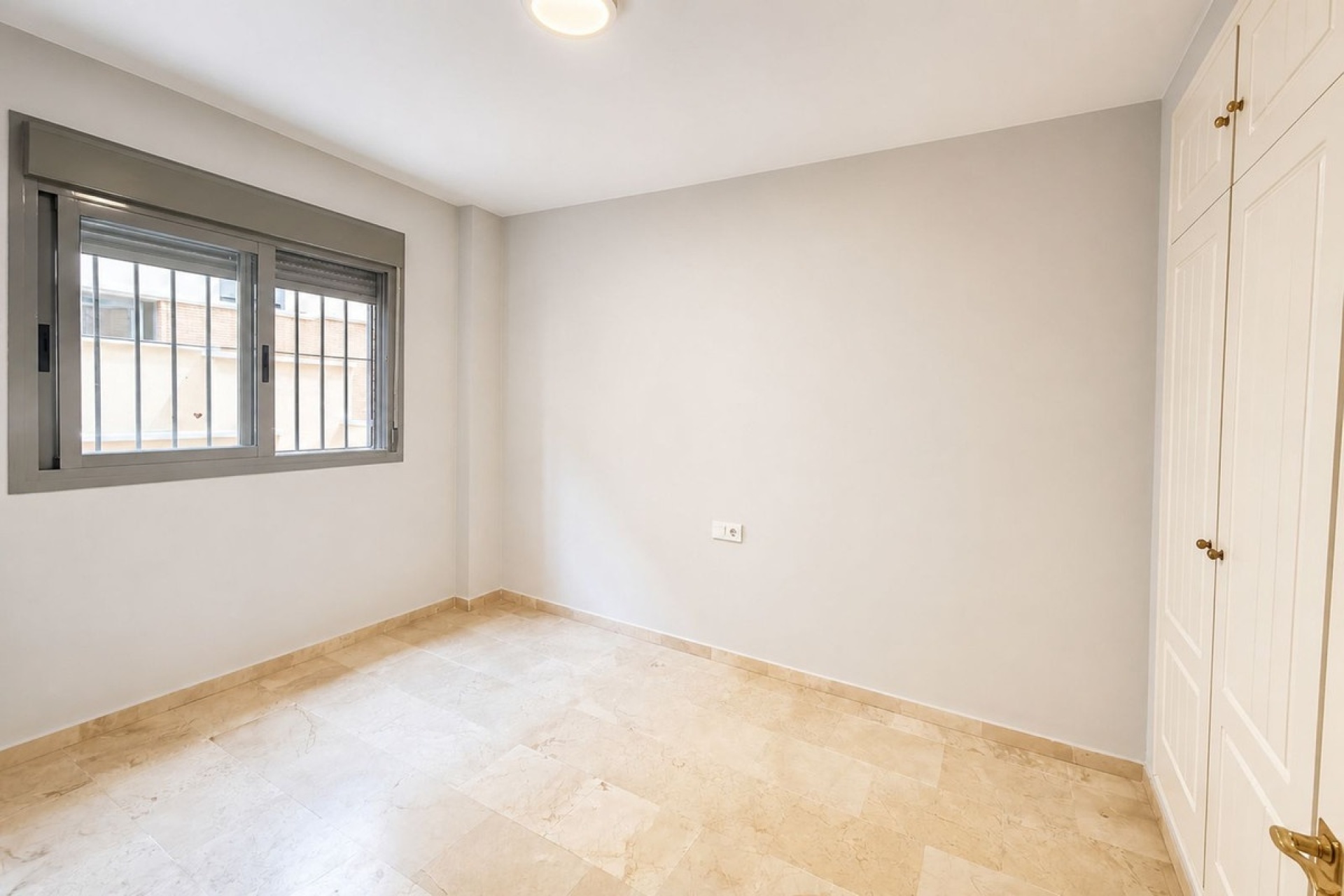 Resale - apartment - Marbella - San Pedro de Alcántara
