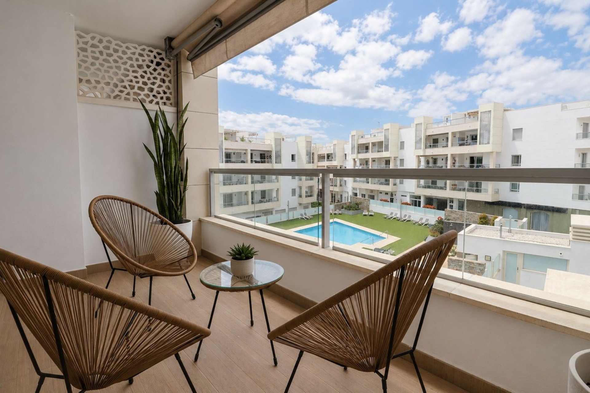 Resale - apartment - Marbella - San Pedro de Alcántara