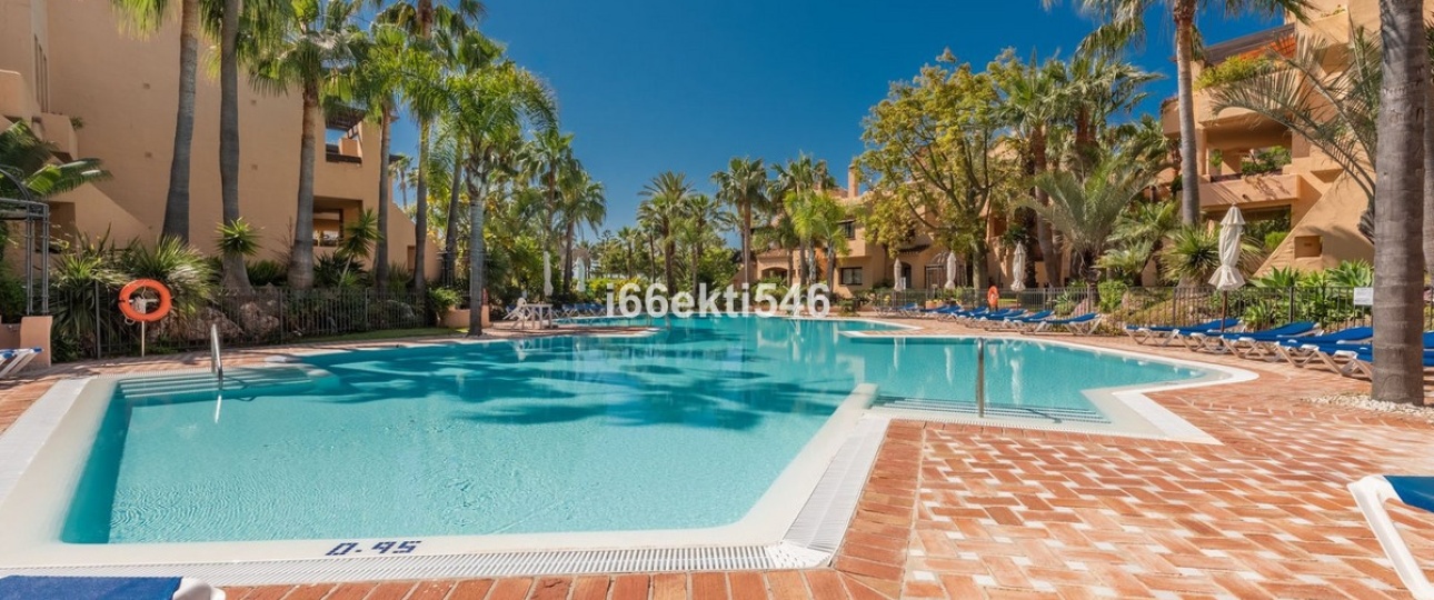 Resale - apartment - Marbella - San Pedro de Alcántara