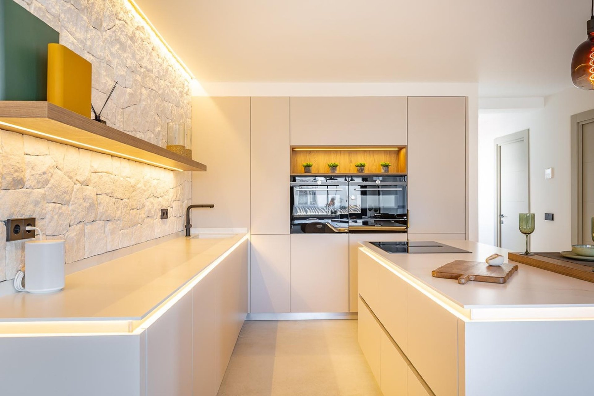 Resale - apartment - Marbella - San Pedro de Alcántara