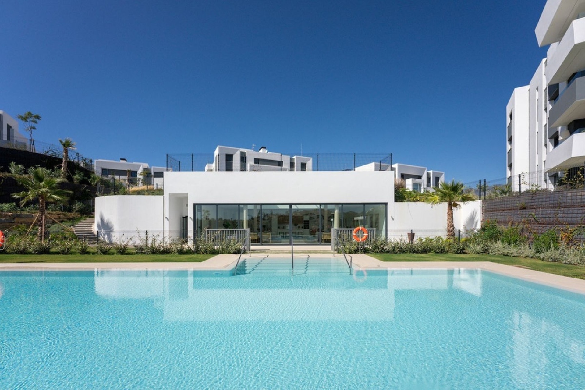 Resale - apartment - Marbella - Santa Clara