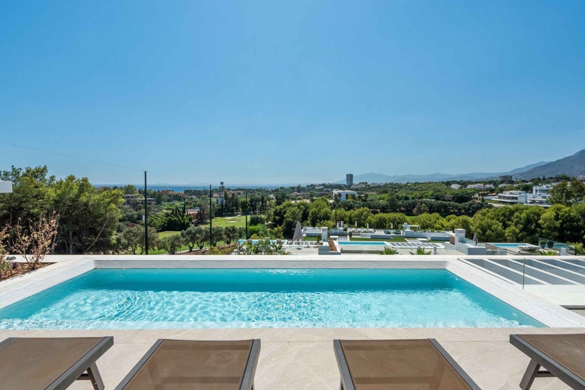Resale - apartment - Marbella - Santa Clara