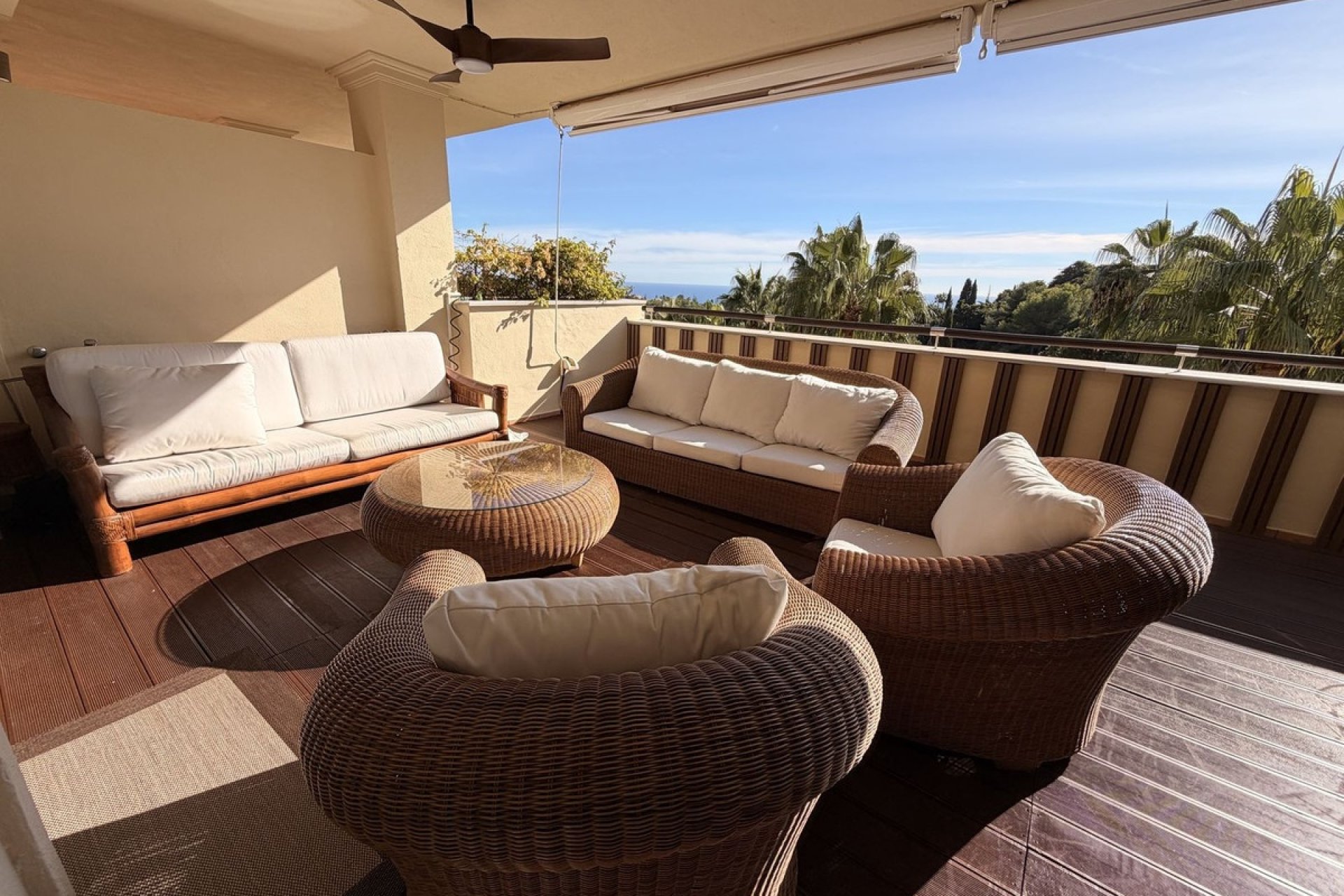Resale - apartment - Marbella - Sierra Blanca