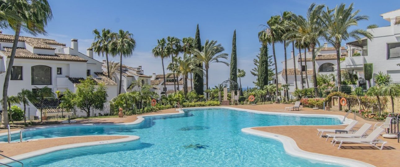 Resale - apartment - Marbella - Sierra Blanca