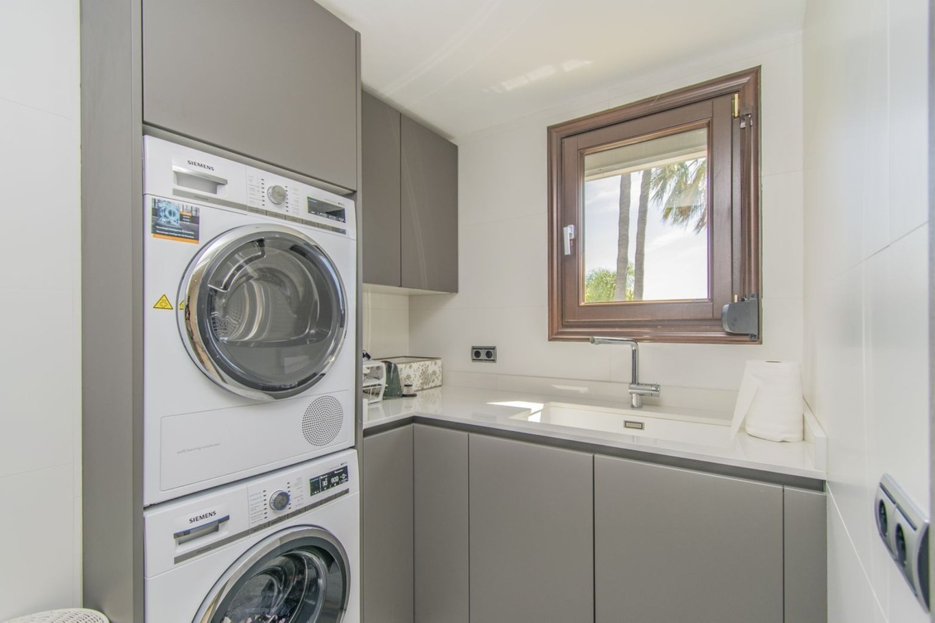 Resale - apartment - Marbella - Sierra Blanca