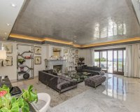Resale - apartment - Marbella - Sierra Blanca