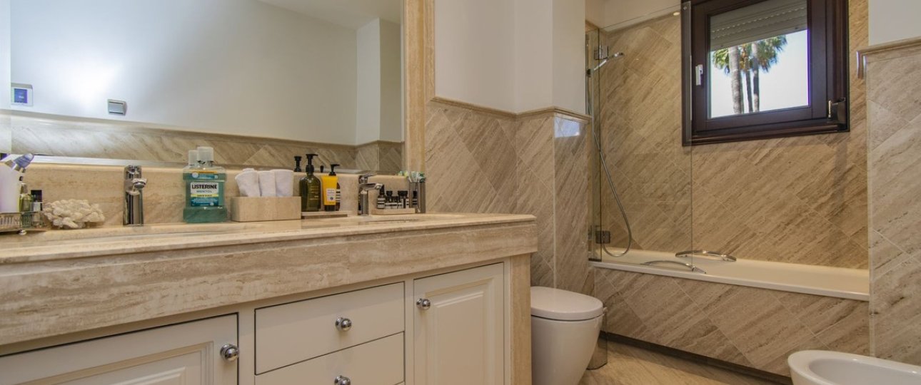 Resale - apartment - Marbella - Sierra Blanca