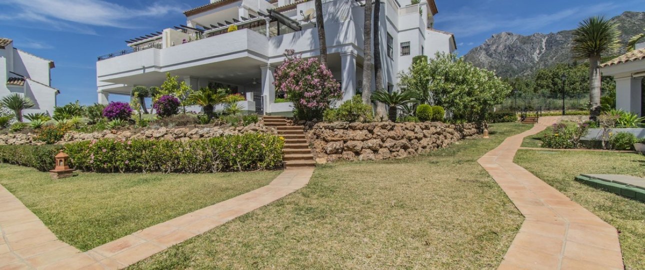 Resale - apartment - Marbella - Sierra Blanca