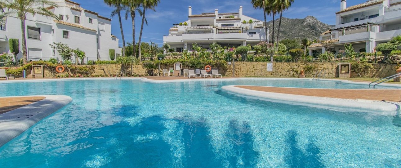 Resale - apartment - Marbella - Sierra Blanca