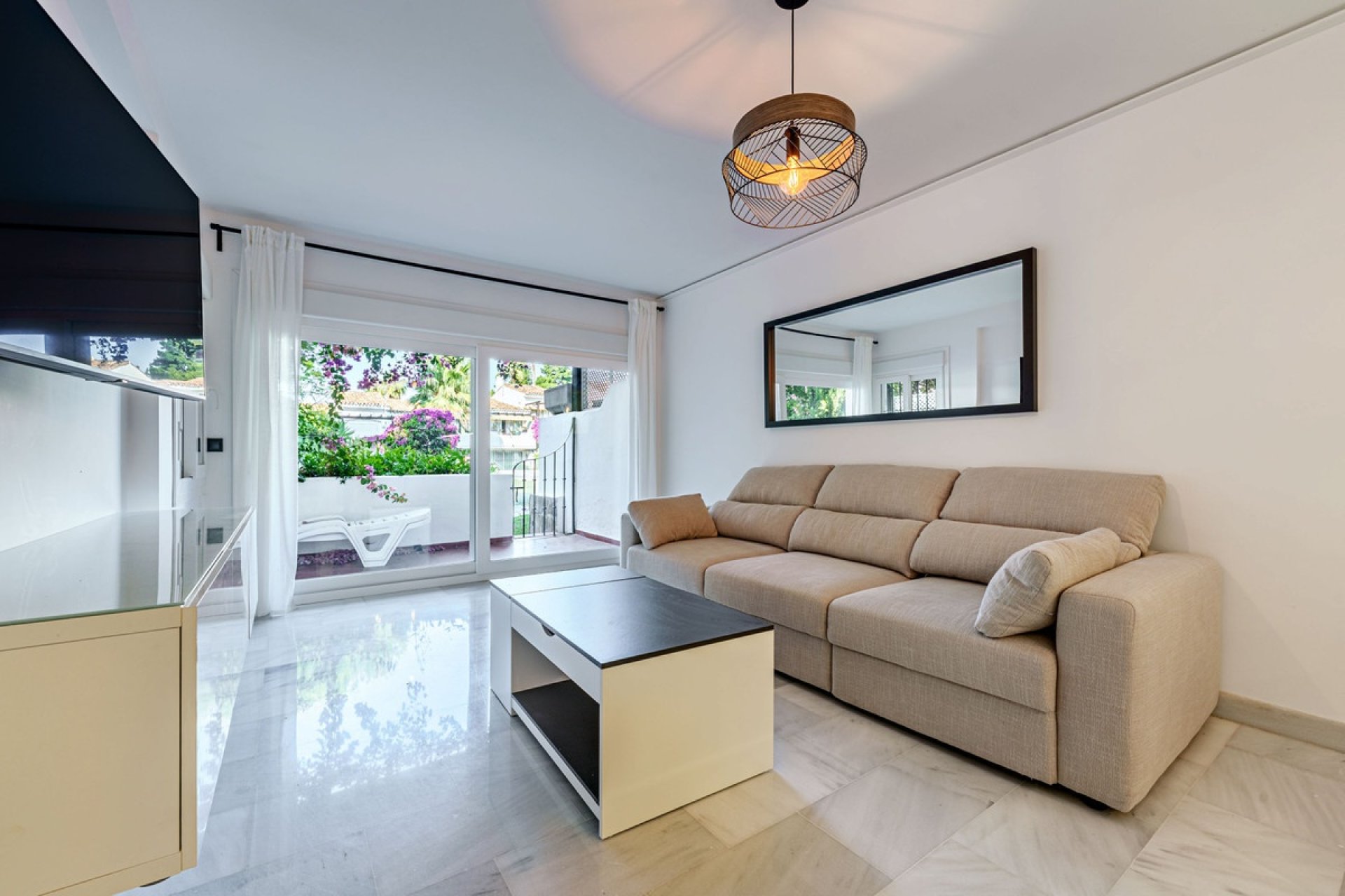 Resale - apartment - Marbella - Sierra Blanca