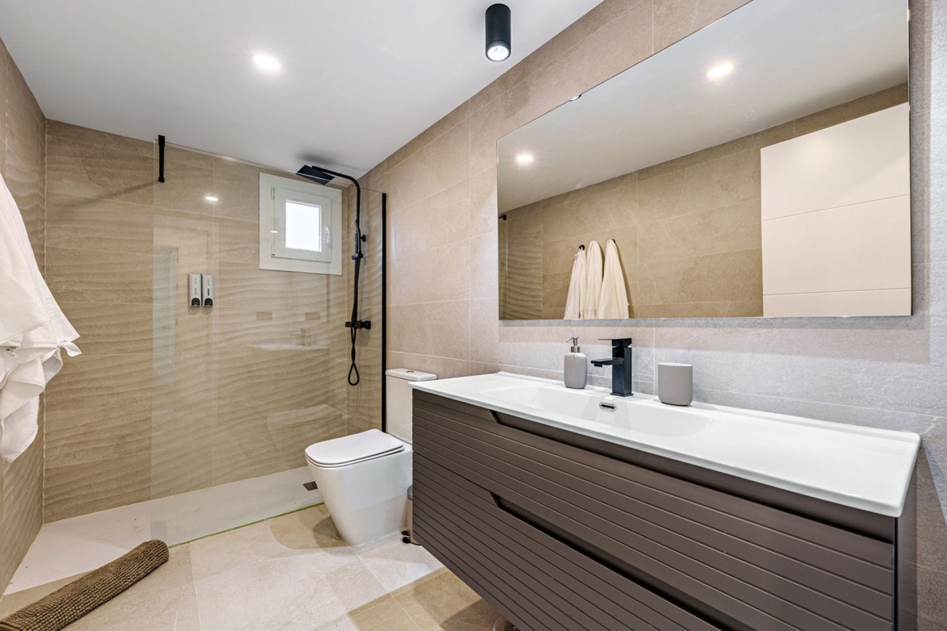 Resale - apartment - Marbella - Sierra Blanca