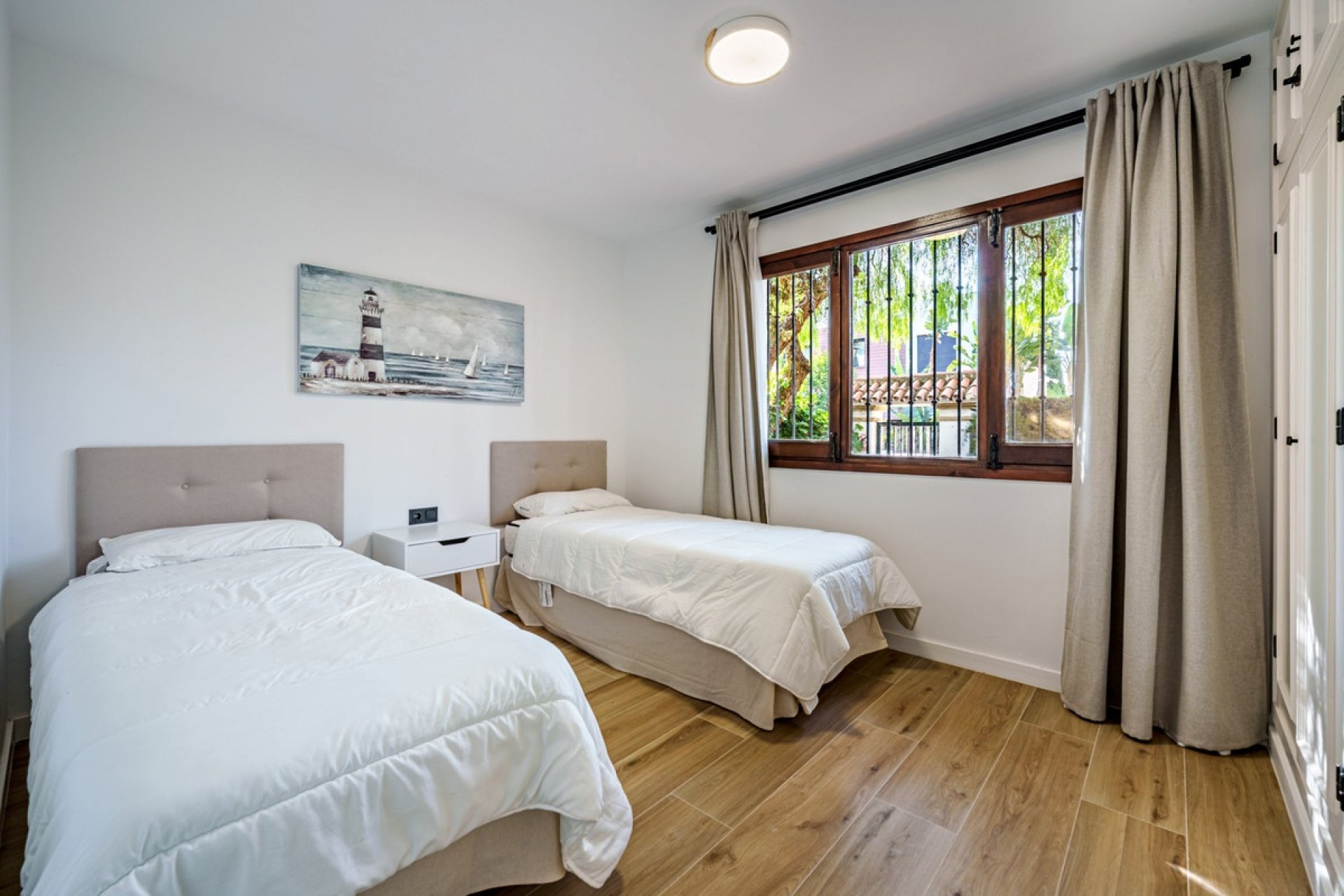 Resale - apartment - Marbella - Sierra Blanca