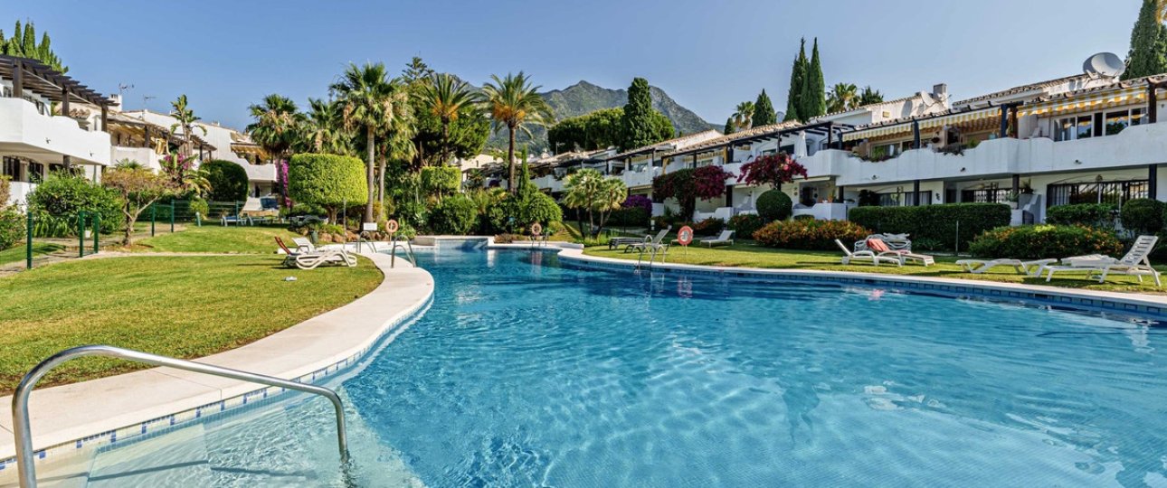 Resale - apartment - Marbella - Sierra Blanca