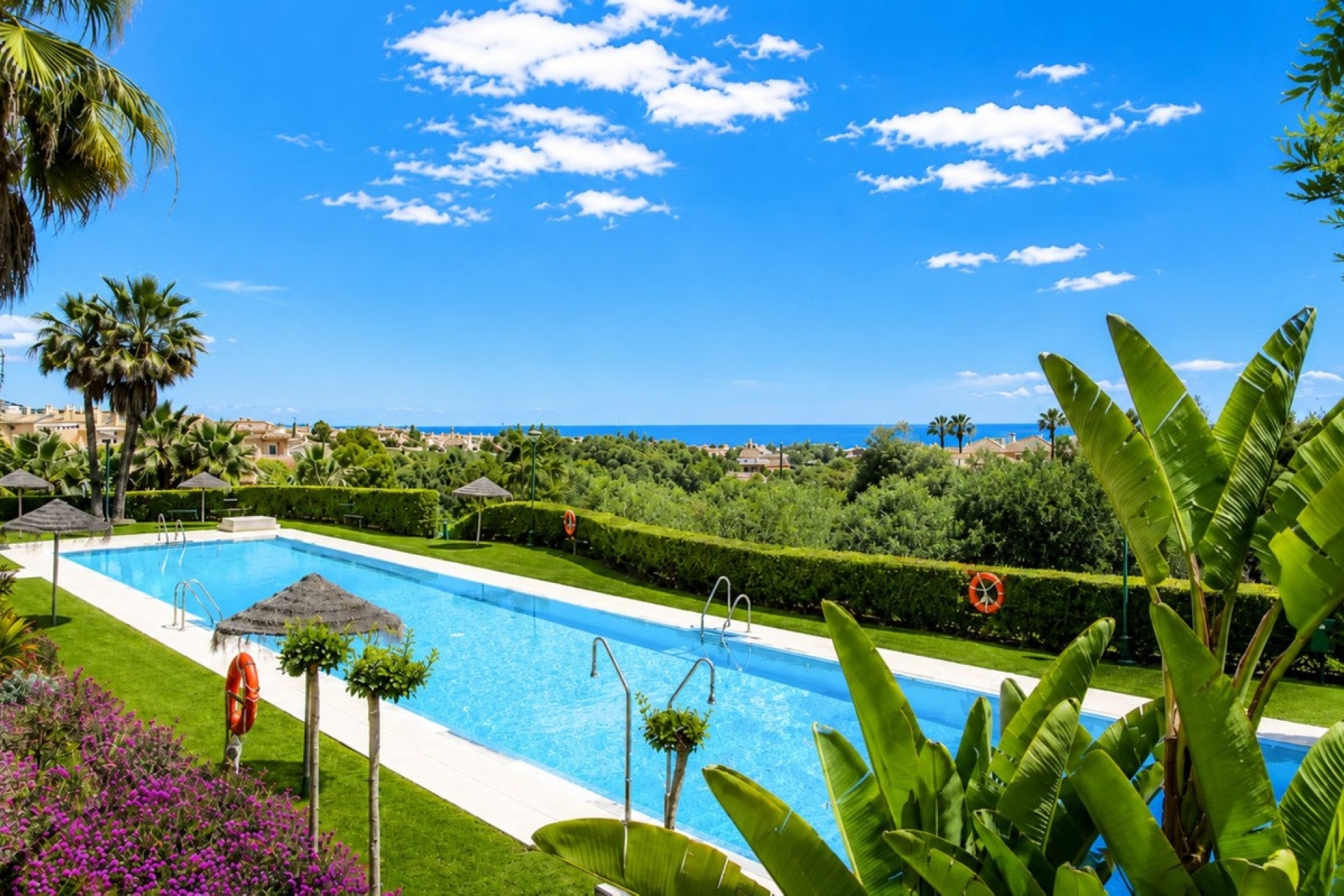 Resale - apartment - Marbella - Sierra Blanca