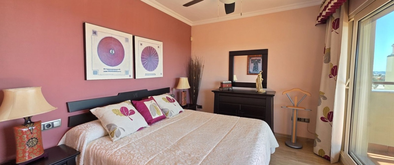 Resale - apartment - Marbella - Sierra Blanca