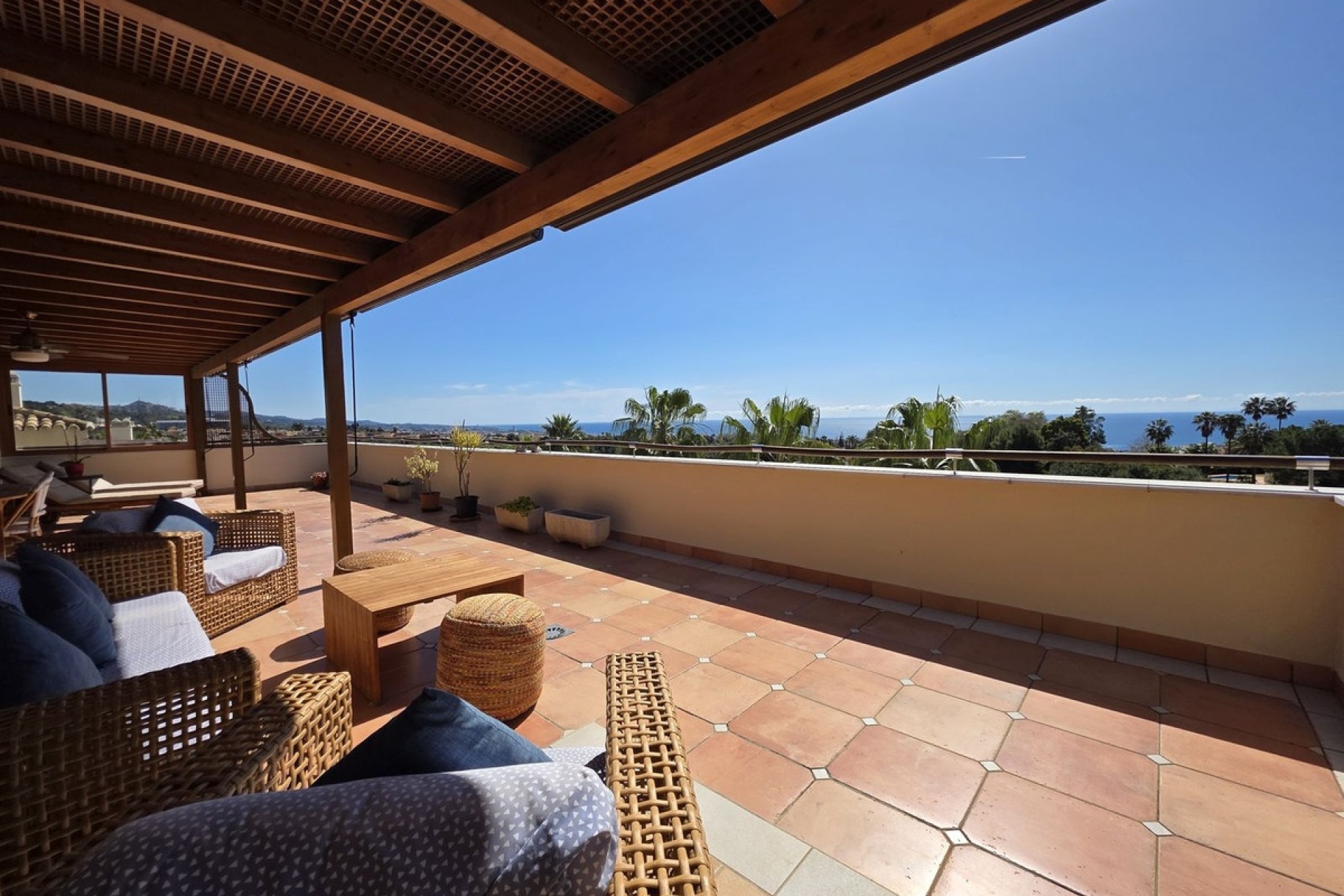 Resale - apartment - Marbella - Sierra Blanca