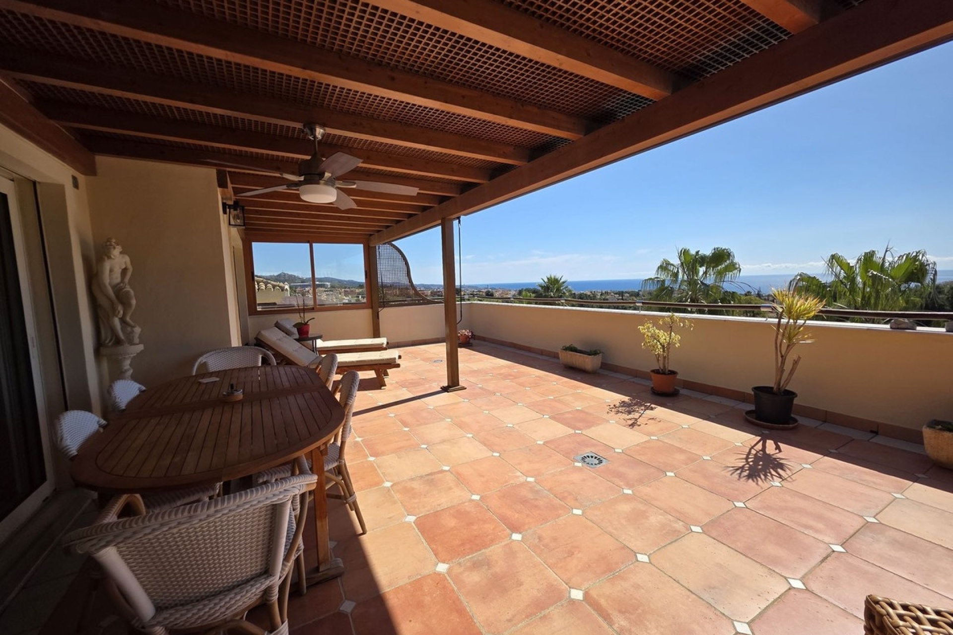 Resale - apartment - Marbella - Sierra Blanca