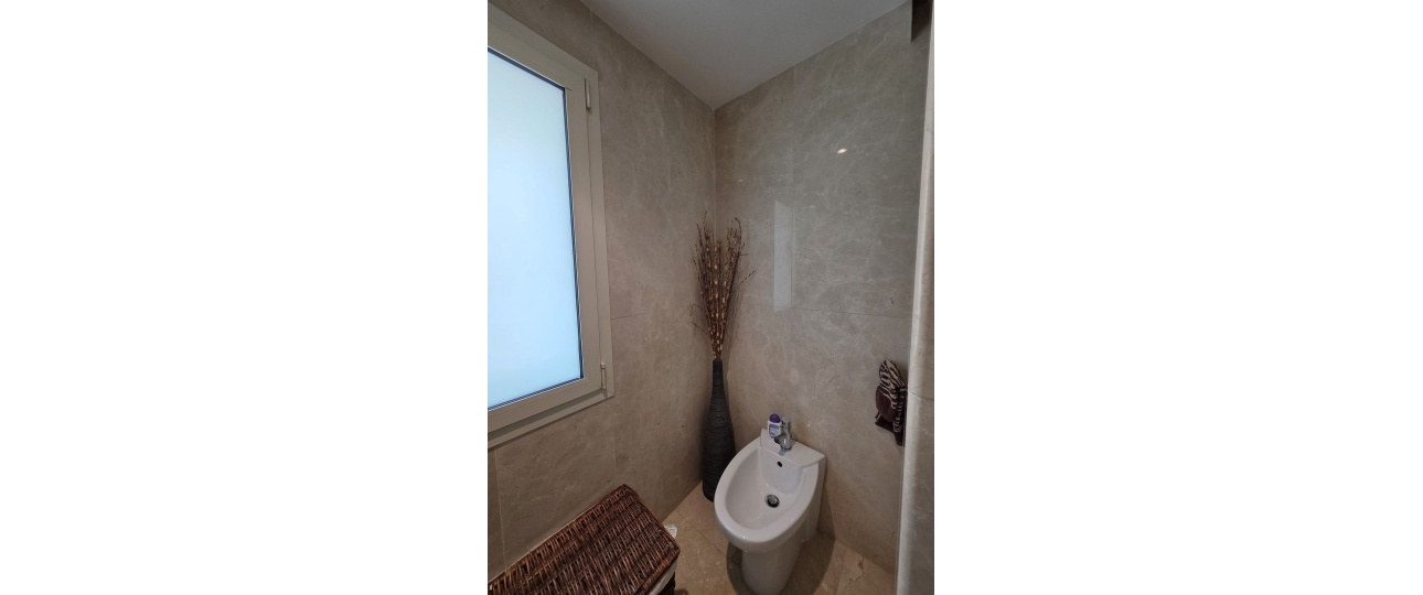 Resale - apartment - Marbella - Sierra Blanca