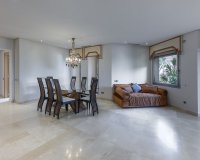 Resale - apartment - Marbella - Sierra Blanca